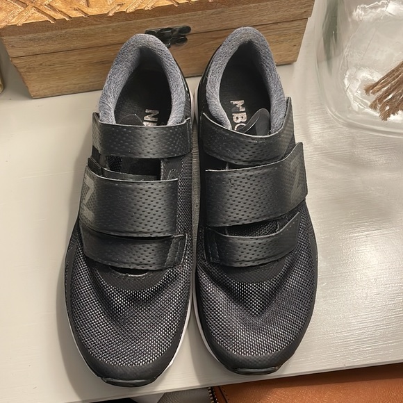 New balance Spin Shoes with clips! - Picture 2 of 4